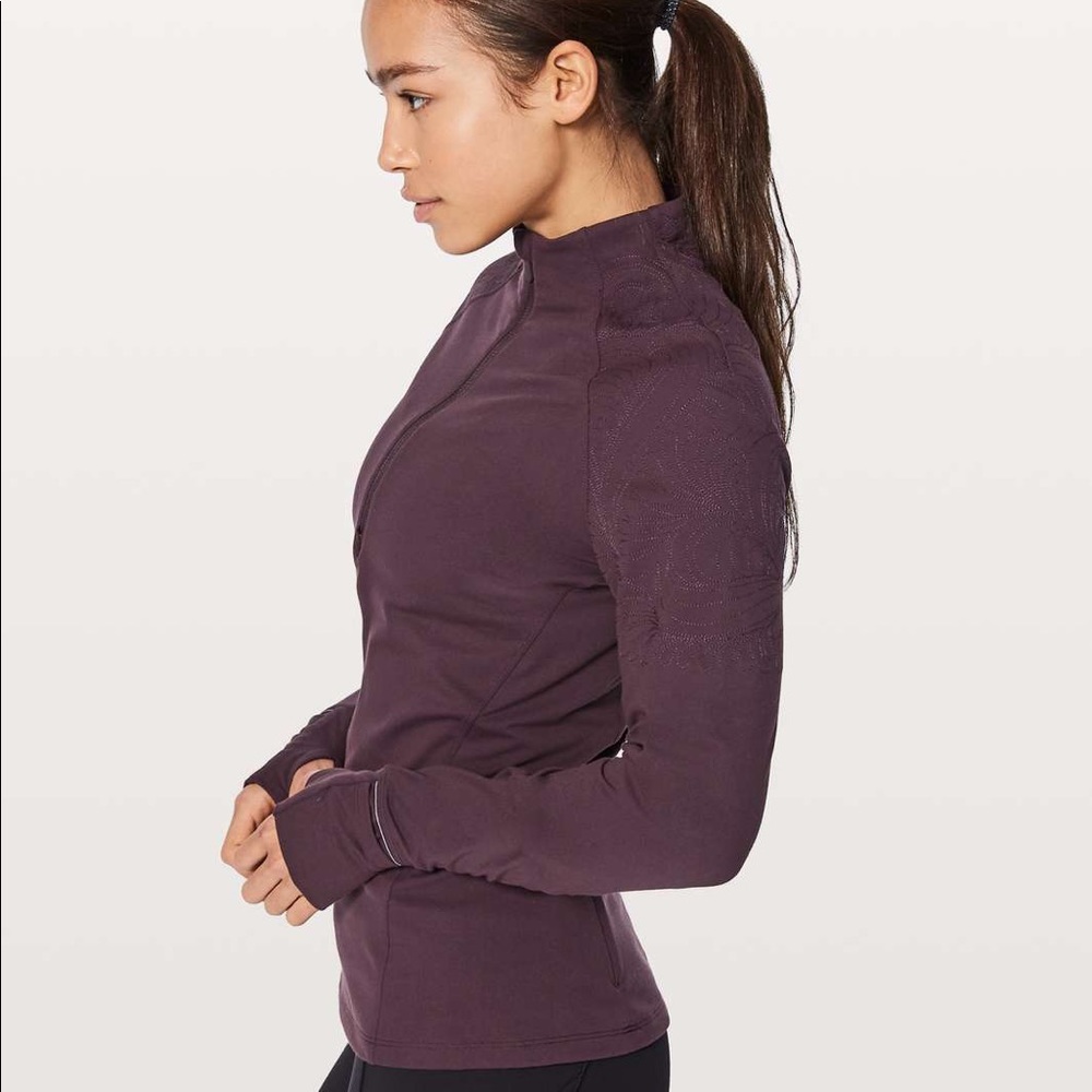 Lululemon Toasty Tech 1/2 Zip size 8